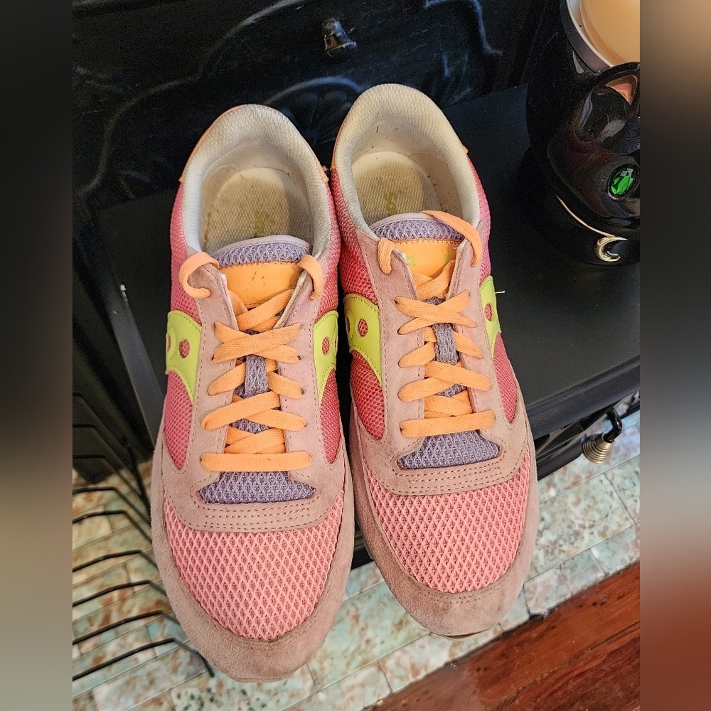 Saucony Jazz Triple Women's Pink Multucolor Sneakers, Size 12 - Picture 6 of 9